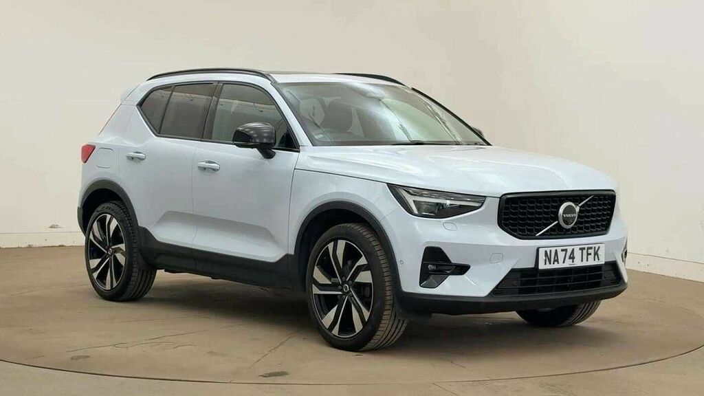 Volvo XC40 Ultra, B4 Mild Hybrid, 360 Cam - 20 Alloy Blue
