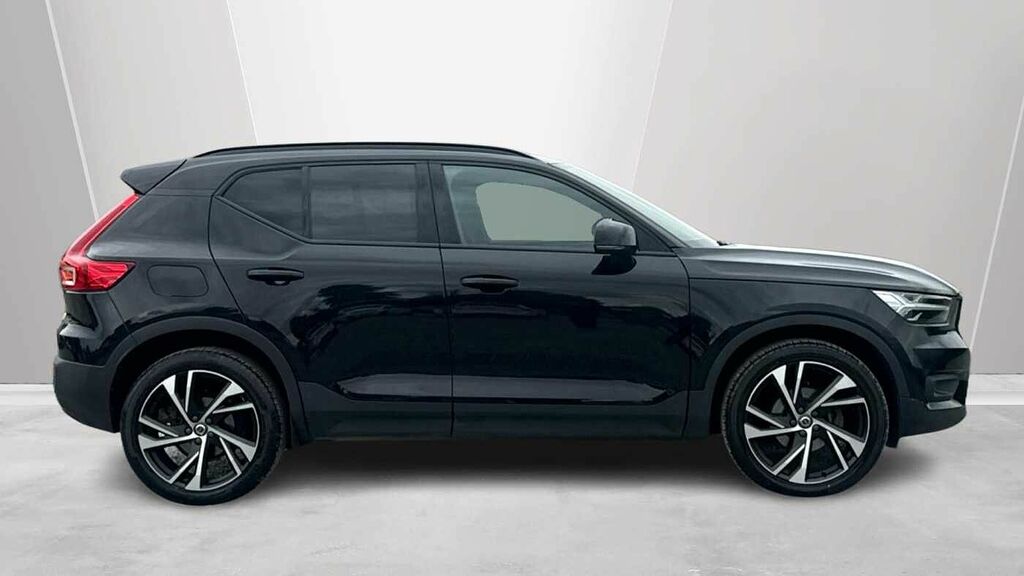 Volvo XC40 R-design Pro, T3 Black #3