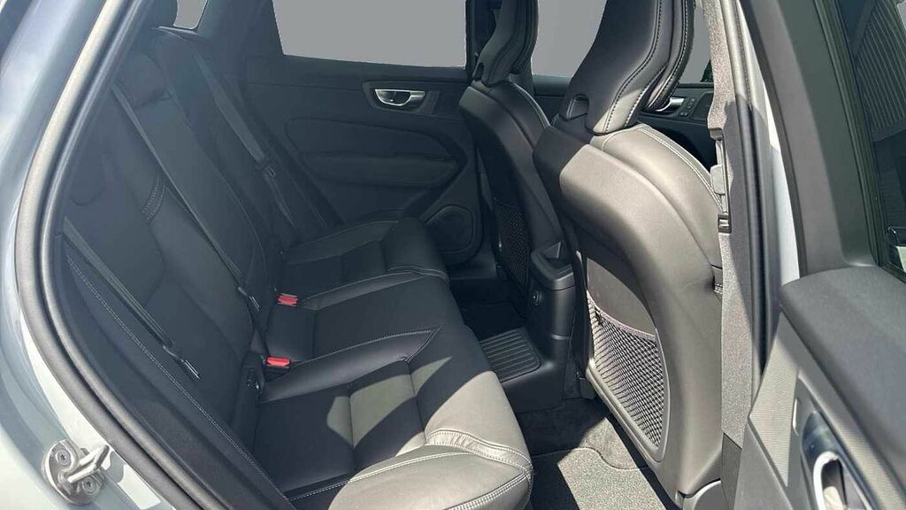 Volvo XC60 Plus, T6 Awd Plug-in Hybrid Available For Septemb Grey #6