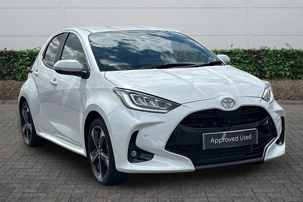 Toyota Yaris 1.5 Hybrid 130 Excel Cvt BT25ZDL White