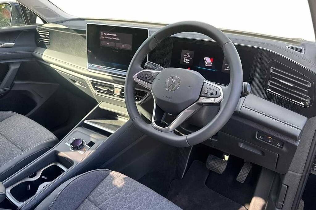 Volkswagen Tiguan 1.5 Tsi Ehybrid Match Dsg FM26HVW Black #6