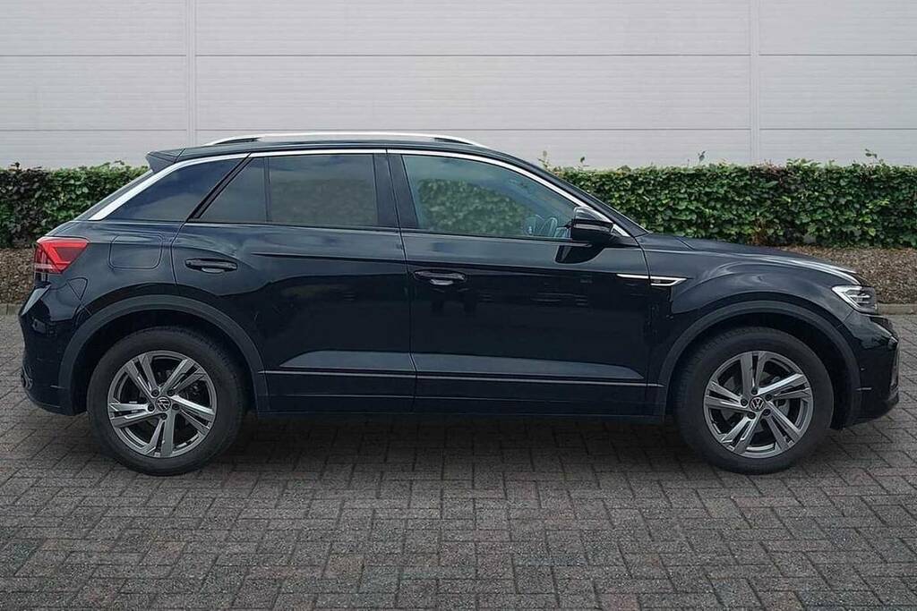 Volkswagen T-Roc 1.5 Tsi R-line Dsg FG25RMX Black #4