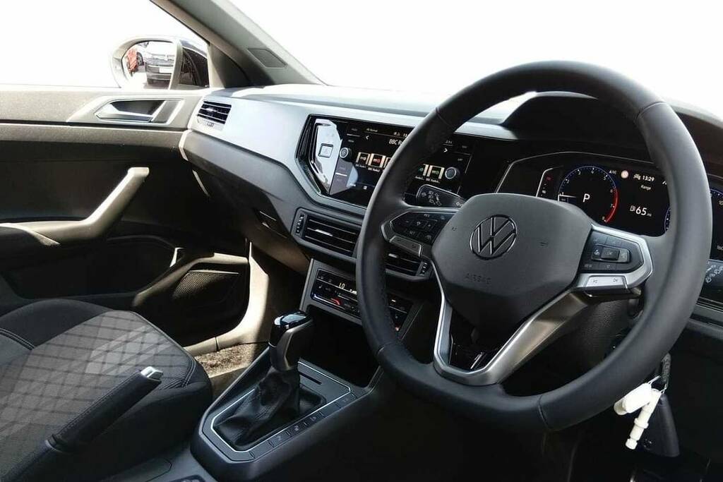 Volkswagen Taigo 1.5 Tsi 150 Black Edition Dsg White #6
