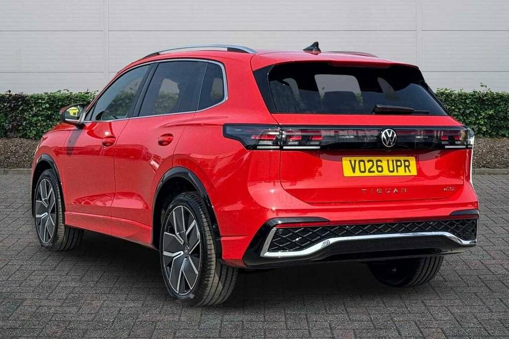 Volkswagen Tiguan 1.5 Etsi 150 R-line Dsg VO26UPR Red #3