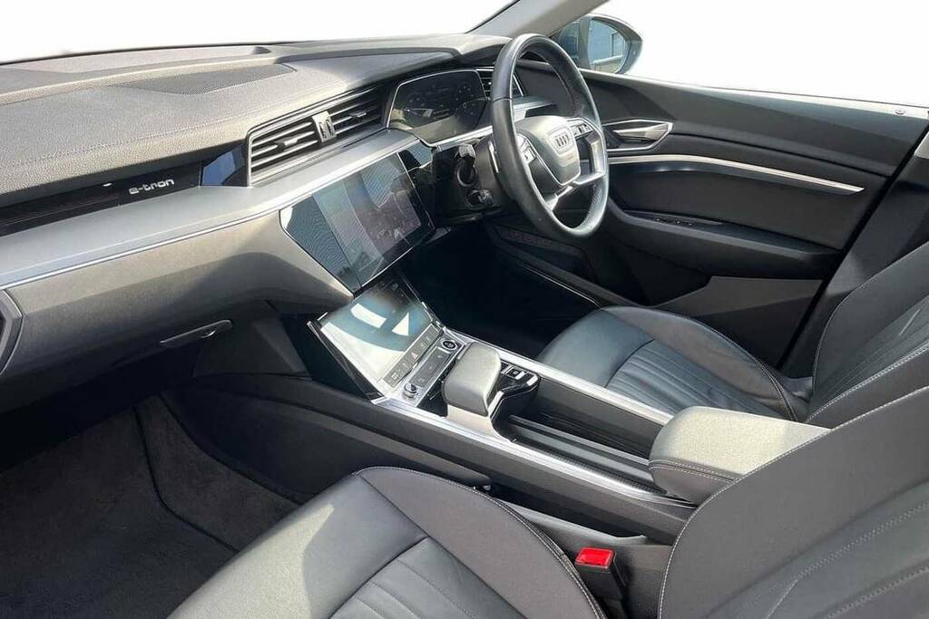 Audi Q8 e tron 250Kw 50 Quattro 95Kwh Sport VO73ONZ Blue #2
