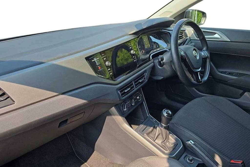 Volkswagen Polo 1.0 Tsi 95 Se BR19FLJ Silver #2