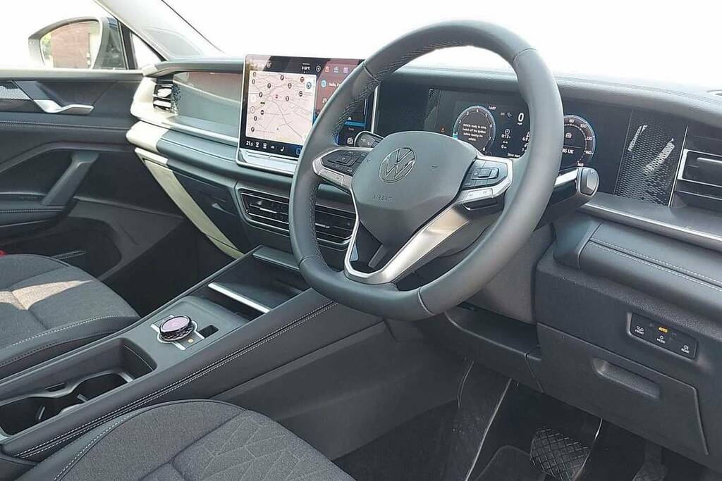 Volkswagen Tayron 1.5 Etsi Match Dsg7 7 Seat Area View BG26WRV Black #6