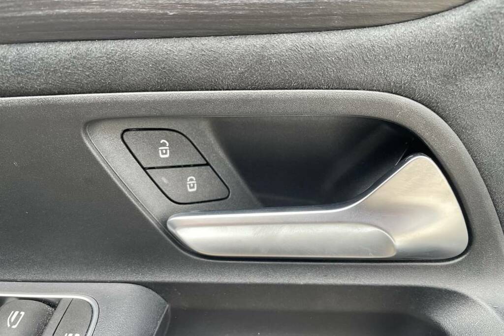 Mercedes-Benz EQB 350 4M 215Kw Amg Line Premium 66.5Kwh YG22UCW Silver #6