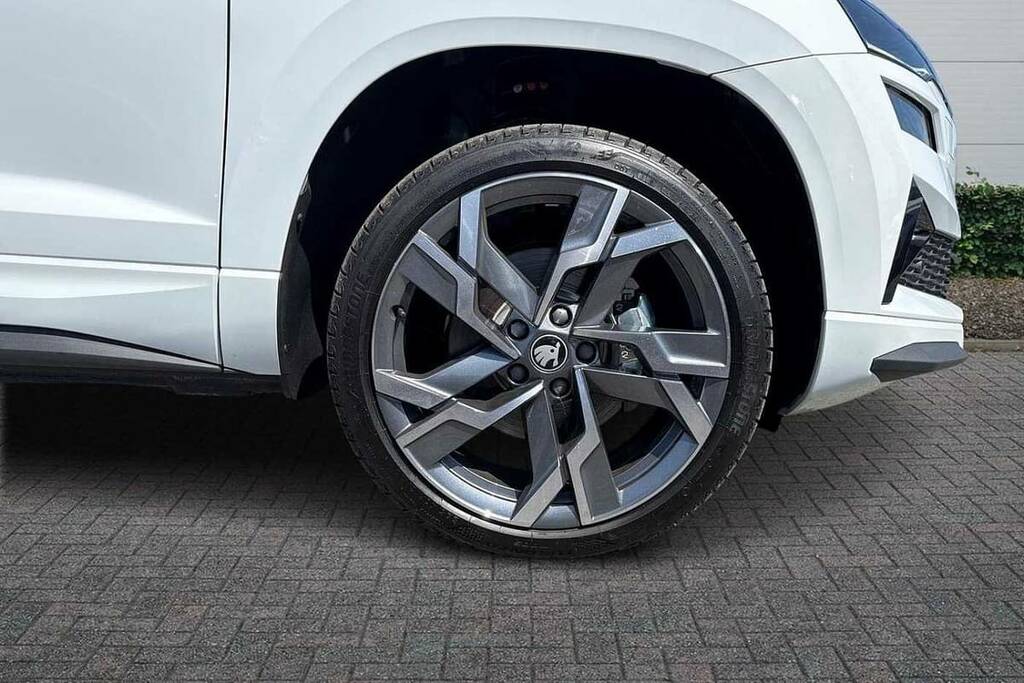 Skoda Karoq 1.5 Tsi Sportline Edition Dsg White #5