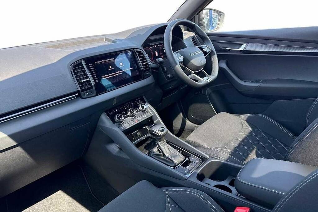 Skoda Karoq 1.5 Tsi Sportline Edition Dsg White #2