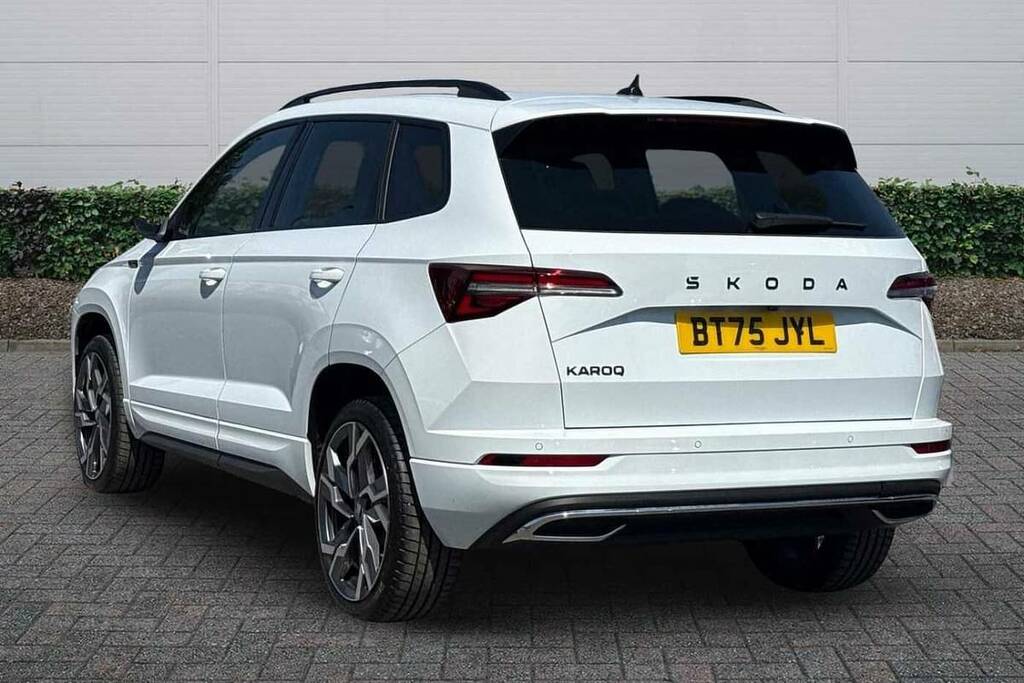 Skoda Karoq 1.5 Tsi Sportline Edition Dsg White #3