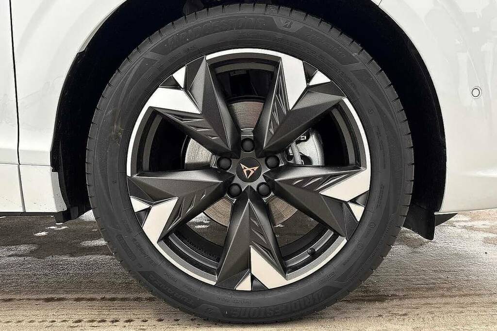 Cupra Terramar 1.5 Etsi 150 V2 Dsg White #5