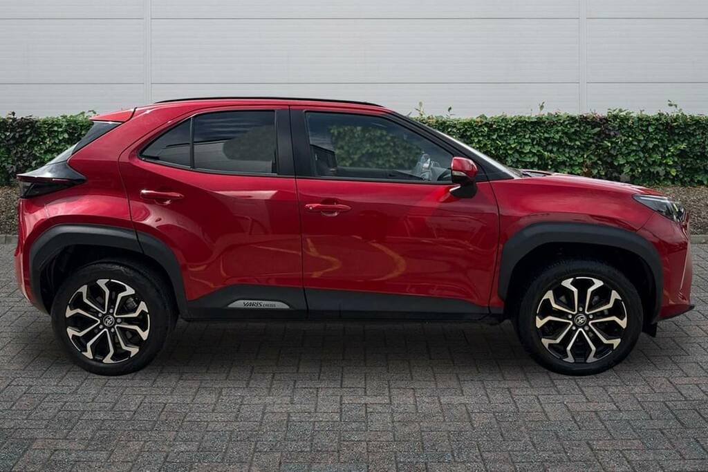Toyota Yaris Cross 1.5 Hybrid Design Cvt AK72PXE Red #5