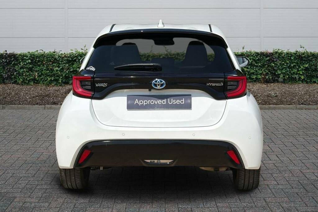 Toyota Yaris 1.5 Hybrid Excel Cvt WK23YUR White #4