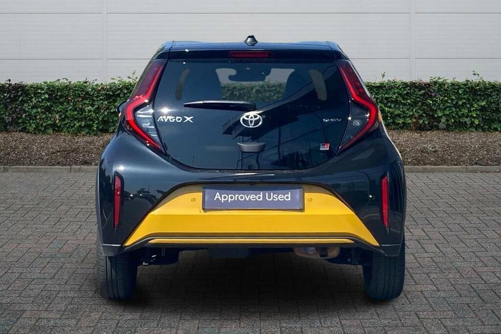 Toyota Aygo X 1.5 Hybrid Gr Sport Cvt WR75LSD  #4