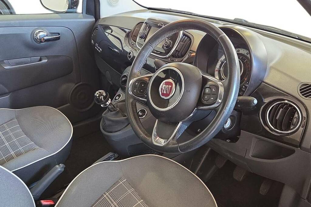 Fiat 500 1.2 Lounge Black #4