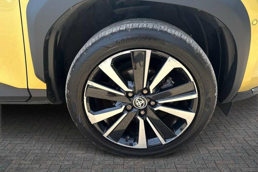Toyota Yaris Cross 1.5 Hybrid Premiere Edition Cvt GV22BPK Gold #6