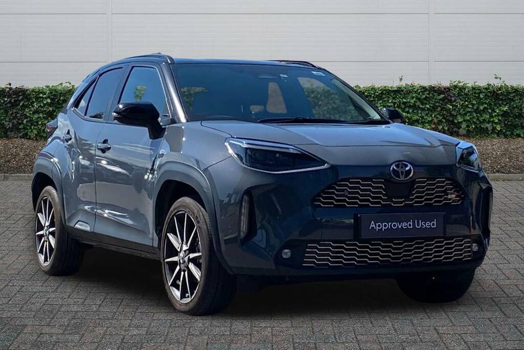 Toyota Yaris Cross 1.5 Hybrid 130 Gr Sport Cvt Grey
