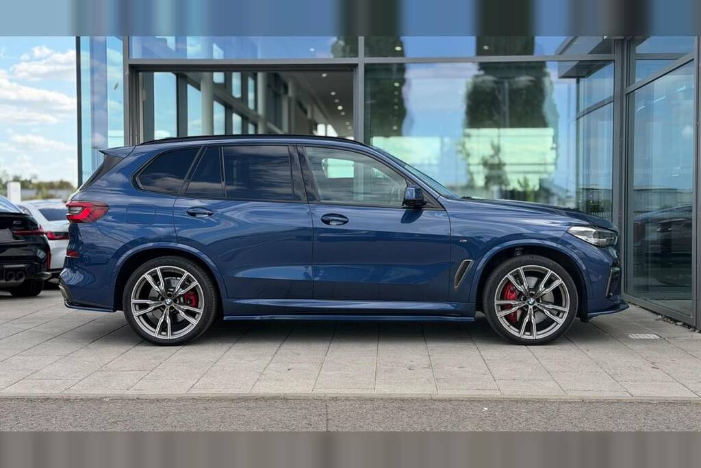 BMW X5 Xdrive M50i Blue #3