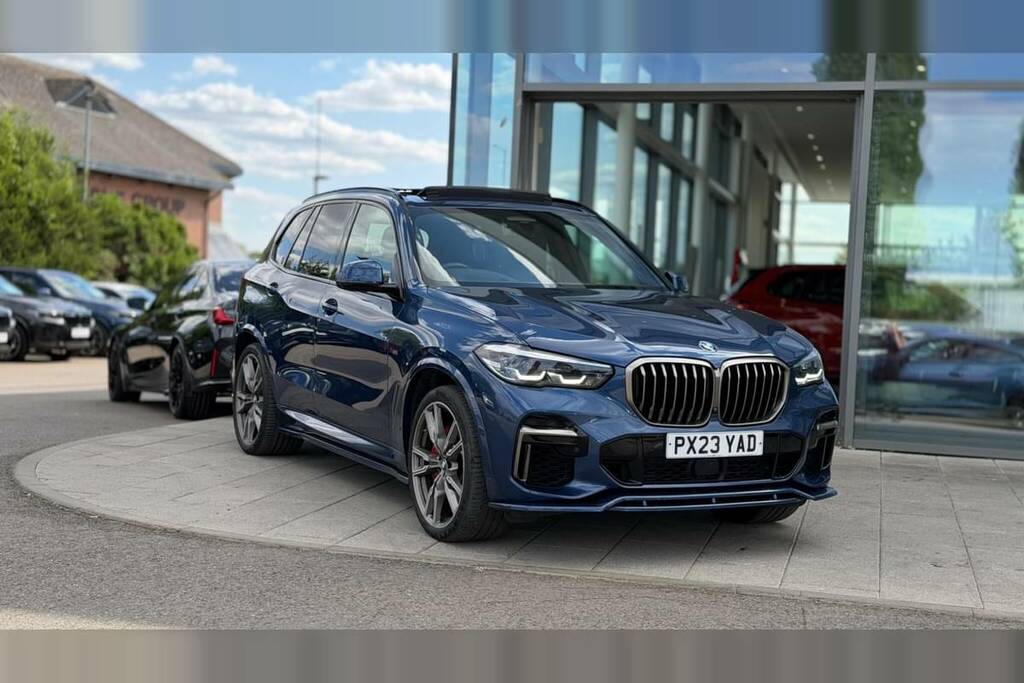BMW X5 Xdrive M50i Blue