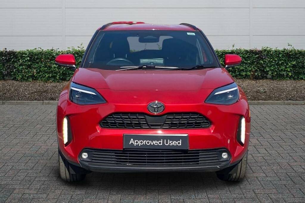 Toyota Yaris Cross 1.5 Hybrid Design Cvt FV74GXE Red #2