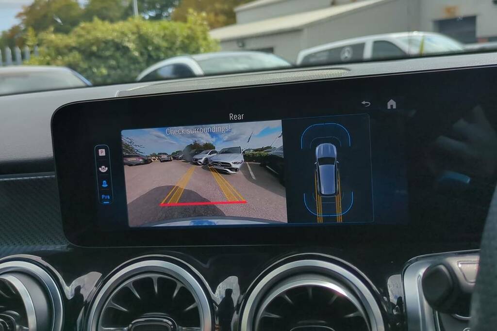 Mercedes-Benz GLB Class 220D 4Matic Amg Line Premium 8G-tronic Grey #5