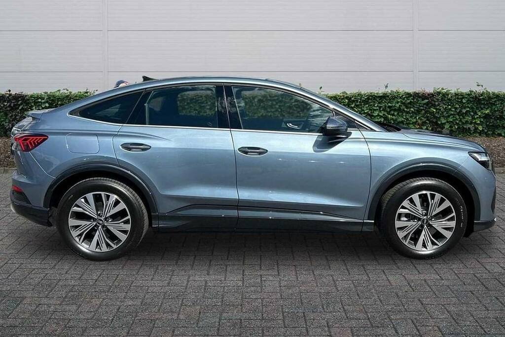 Audi Q4 E Tron 210Kw 45 82Kwh Sport Leather Blue #4