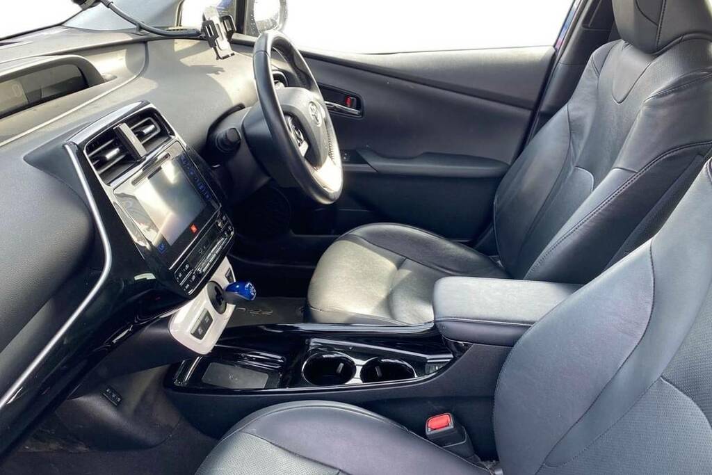 Toyota Prius 1.8 Hybrid 201818 Active 5 Seats 1 Silver #7