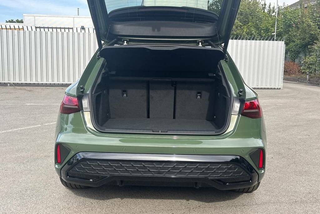 Audi A3 1.5 Tfsi 150 Black Edition S Tronic  Green #2