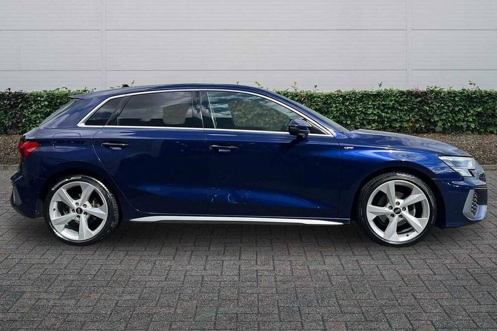 Audi A3 35 Tfsi S Line S Tronic BL22FLF Blue #4