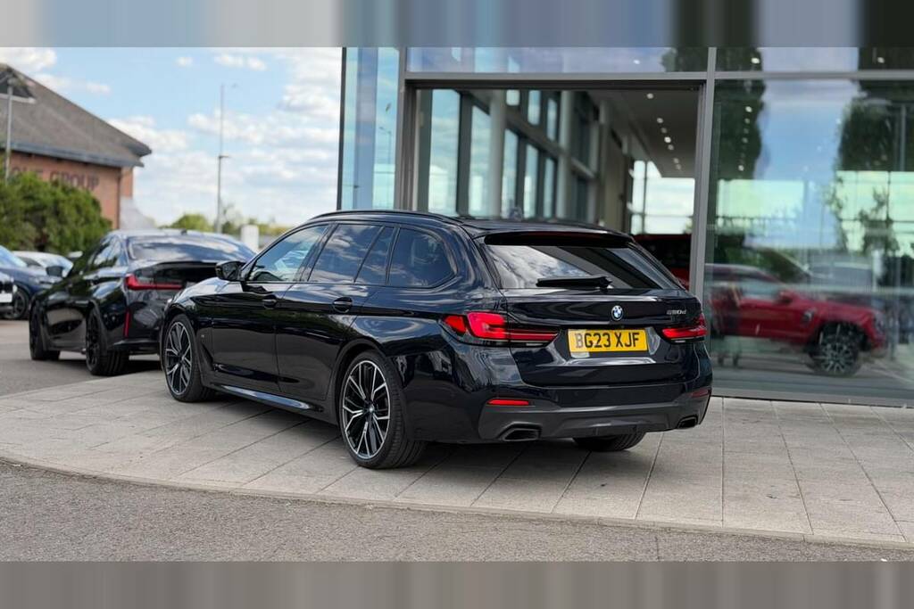 BMW 5 Series 520D Mht M Sport Step Black