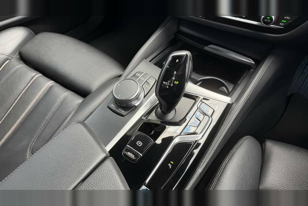 BMW 5 Series 520I Mht M Sport Step Grey #10