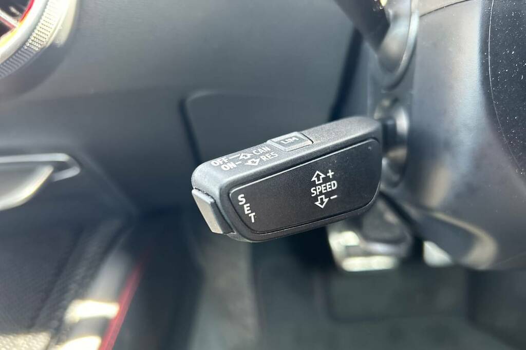 Audi TT RS 2.5 Tfsi Coupe S Tronic Quattro  #16