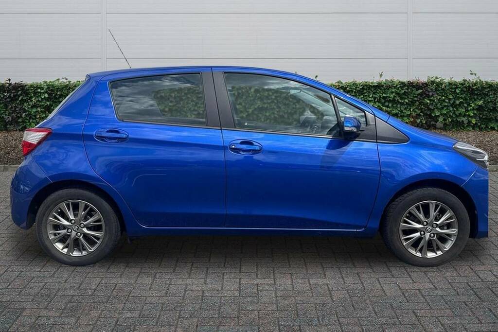 Toyota Yaris 1.5 Vvt-i Icon Blue #5
