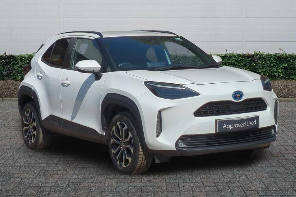 Toyota Yaris Cross 1.5 Hybrid Design Cvt White