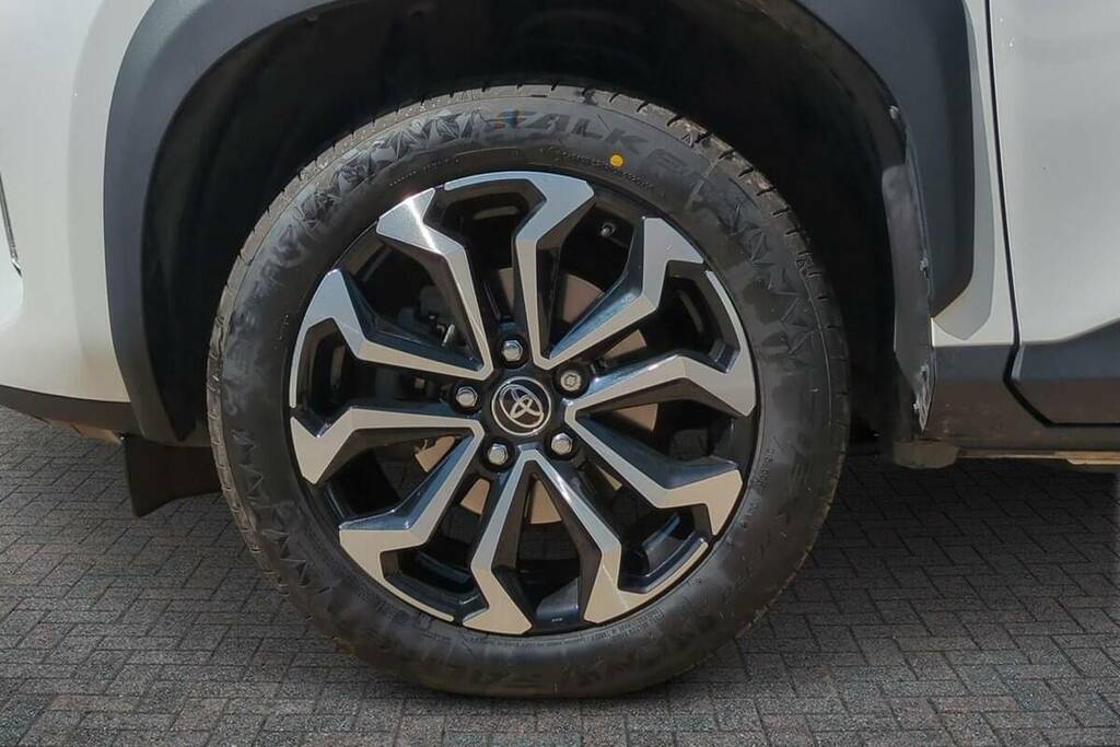 Toyota Yaris Cross 1.5 Hybrid Design Cvt White #6