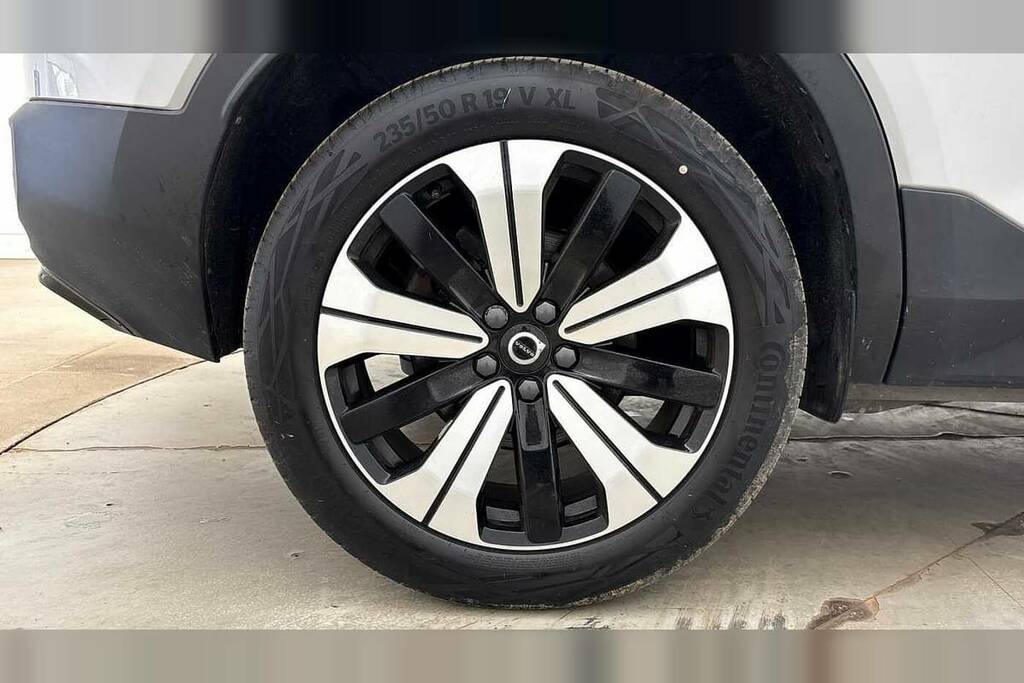 Volvo XC40 1.5 T5 Recharge Phev Ultimate Dark Silver #4