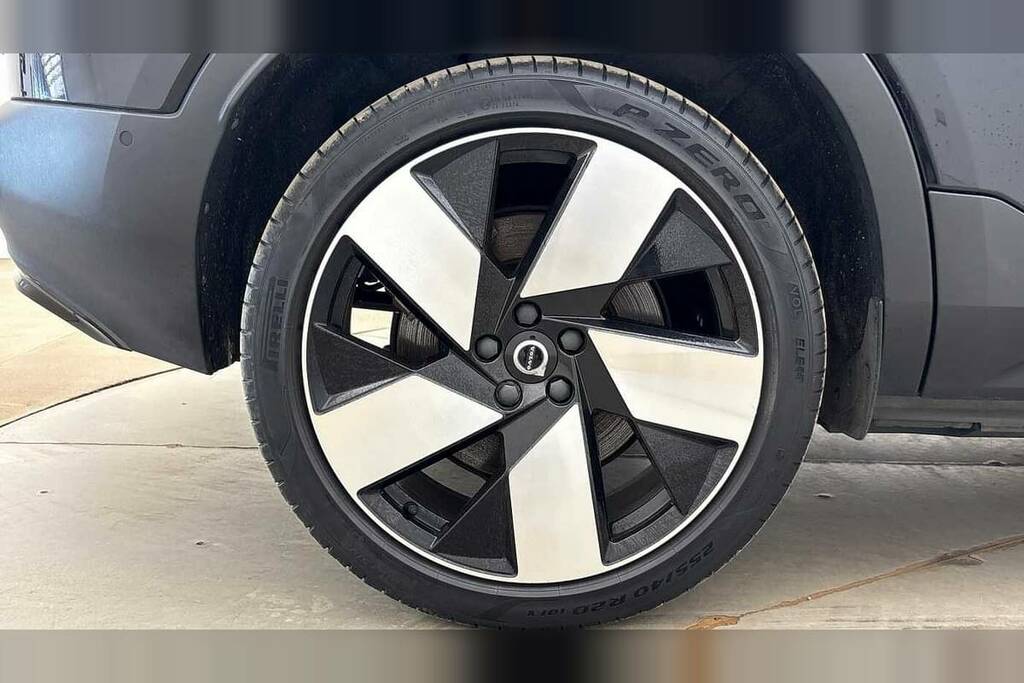 Volvo XC40 170Kw Recharge Ultimate 69Kwh Black #4