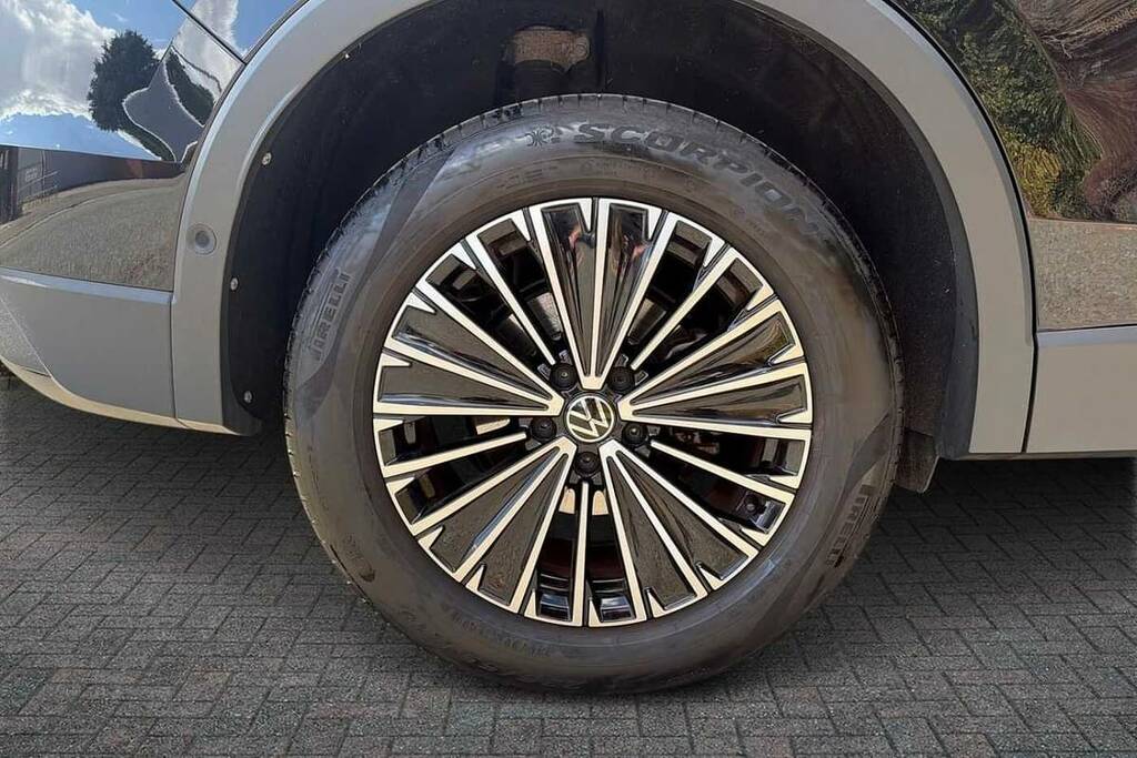 Volkswagen Tiguan 1.5 Tsi Ehybrid Match Dsg Black #5