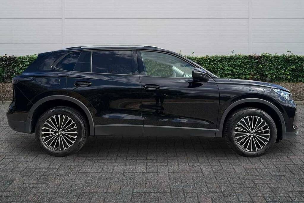Volkswagen Tiguan 1.5 Tsi Ehybrid Match Dsg Black #4