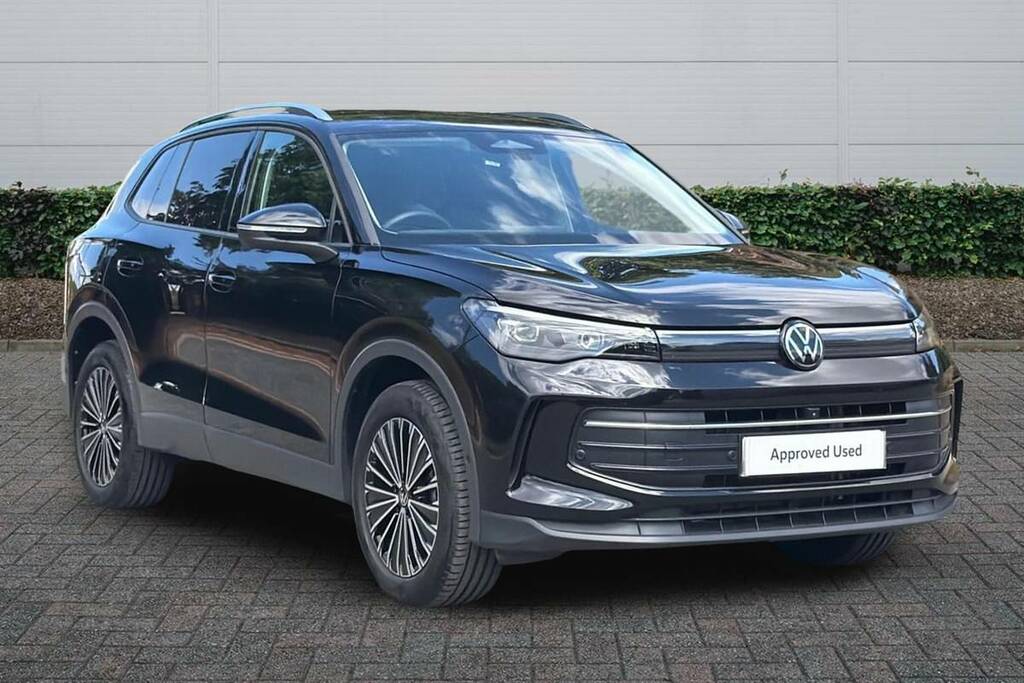 Volkswagen Tiguan 1.5 Tsi Ehybrid Match Dsg Black