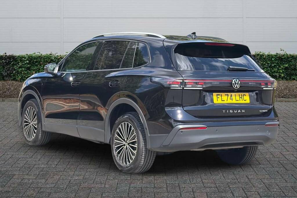 Volkswagen Tiguan Elegance Silver #12