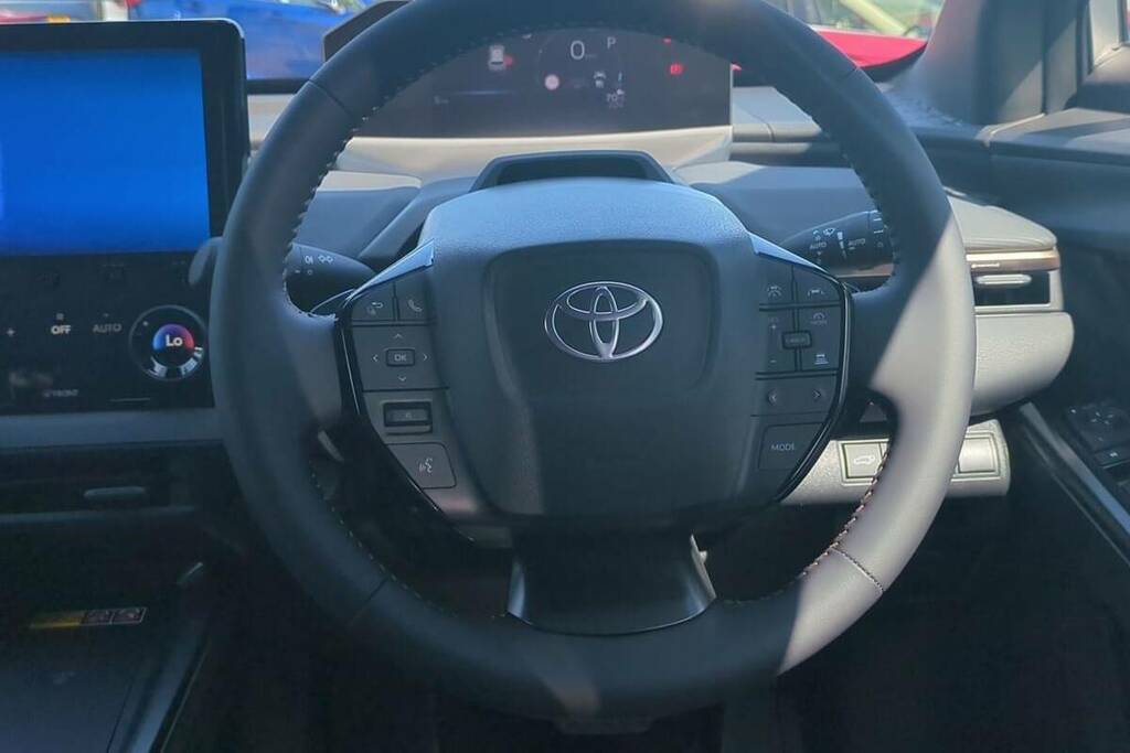 Toyota bZ4X 165Kw Design 73Kwh Hatchback SV26LZB Silver #14