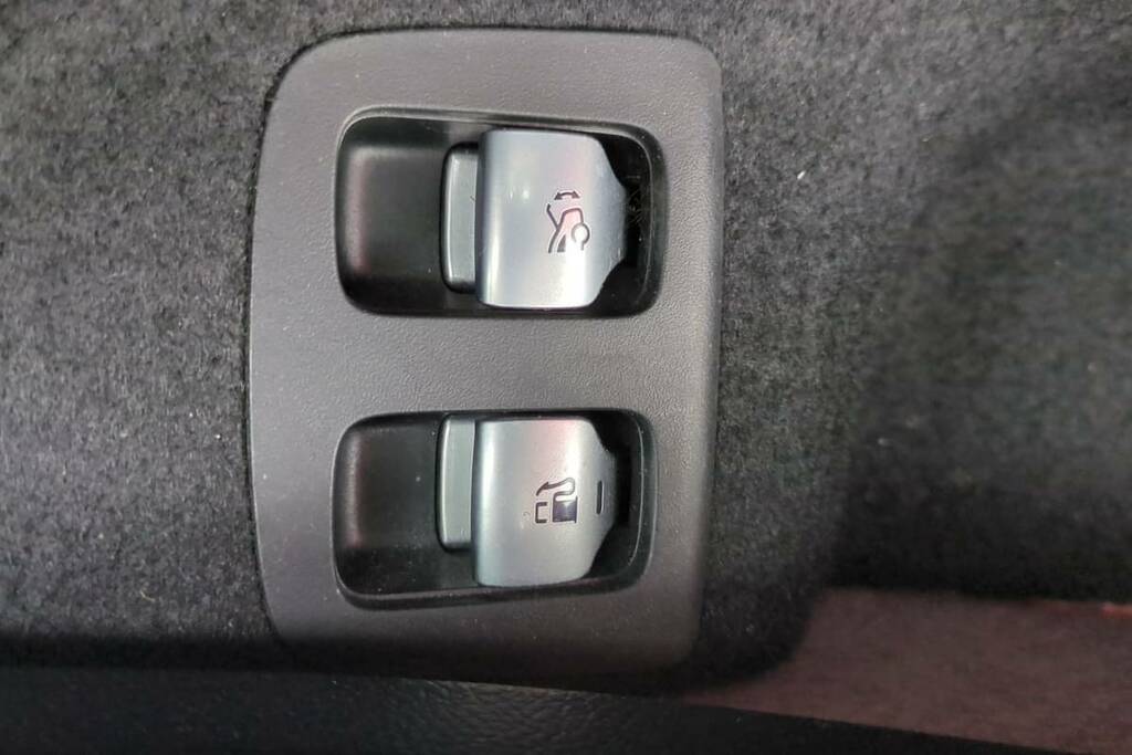 Mercedes-Benz E Class 2.0 E200h Mhev Amg Line G-tronic Euro 6 S S Brown #7