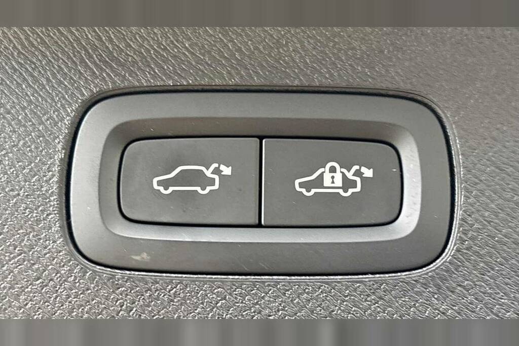 Volvo XC90 2.0 T8 Phev Plus Dark Awd Geartronic Blue #17