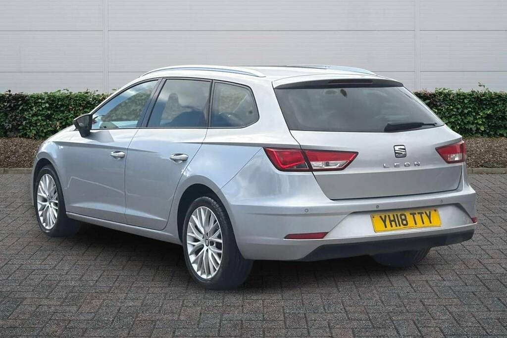 Seat Leon 1.6 Tdi Se Dynamic Technology Dsg Silver #5