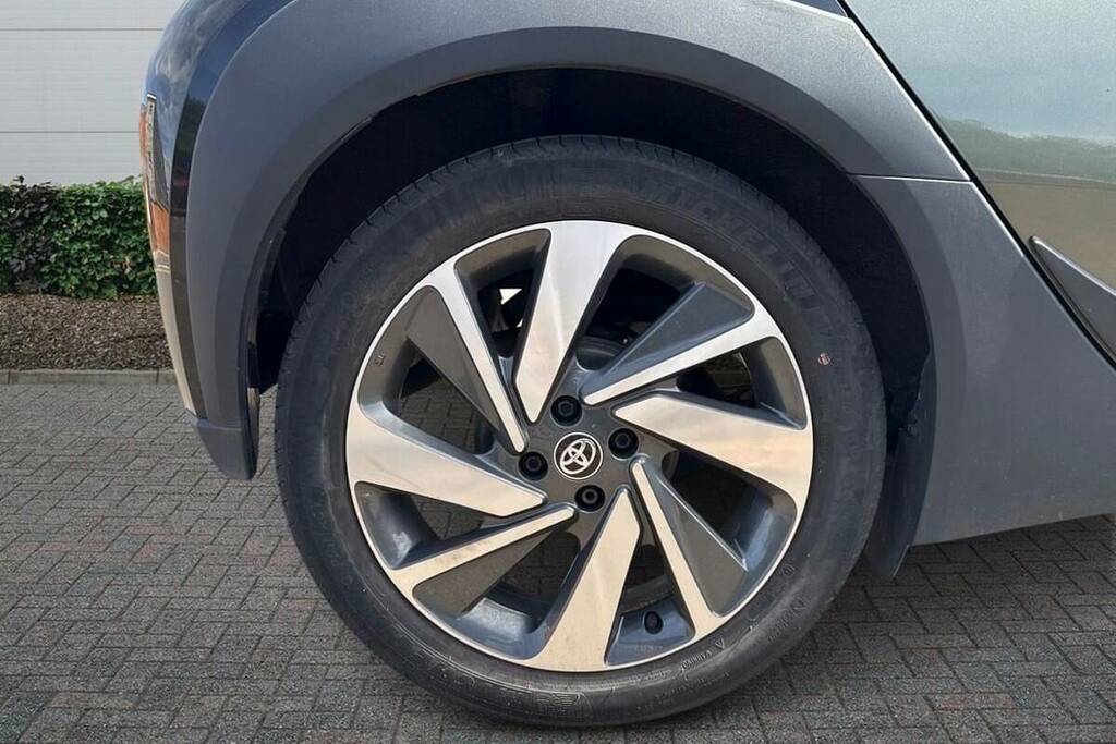 Toyota Aygo X 1.0 Vvt-i Exclusive Green #6