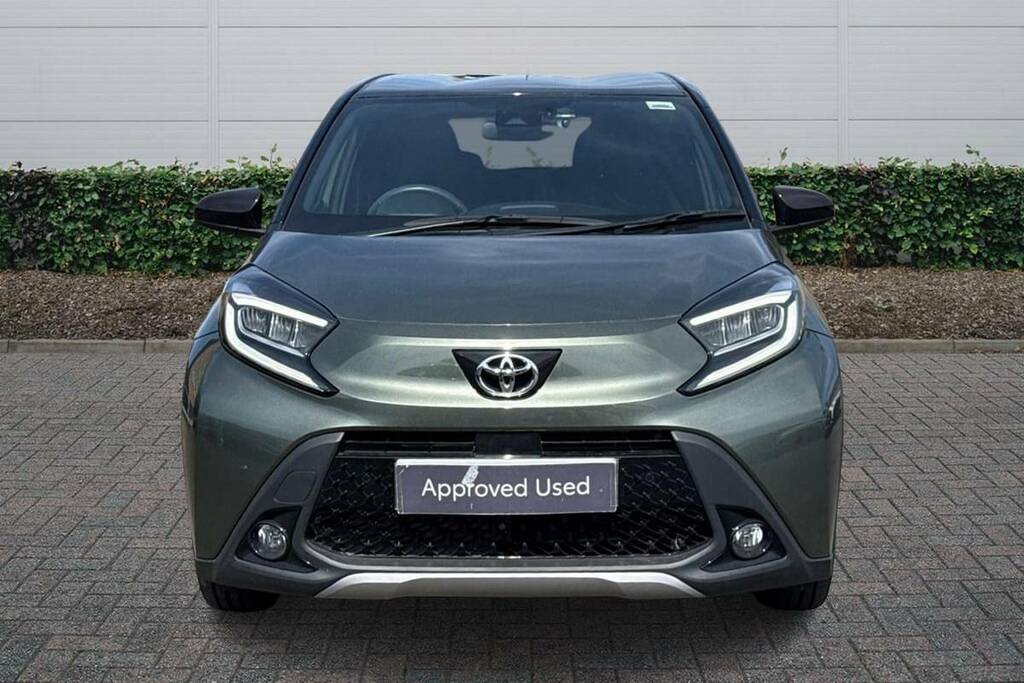 Toyota Aygo X 1.0 Vvt-i Exclusive Green #3