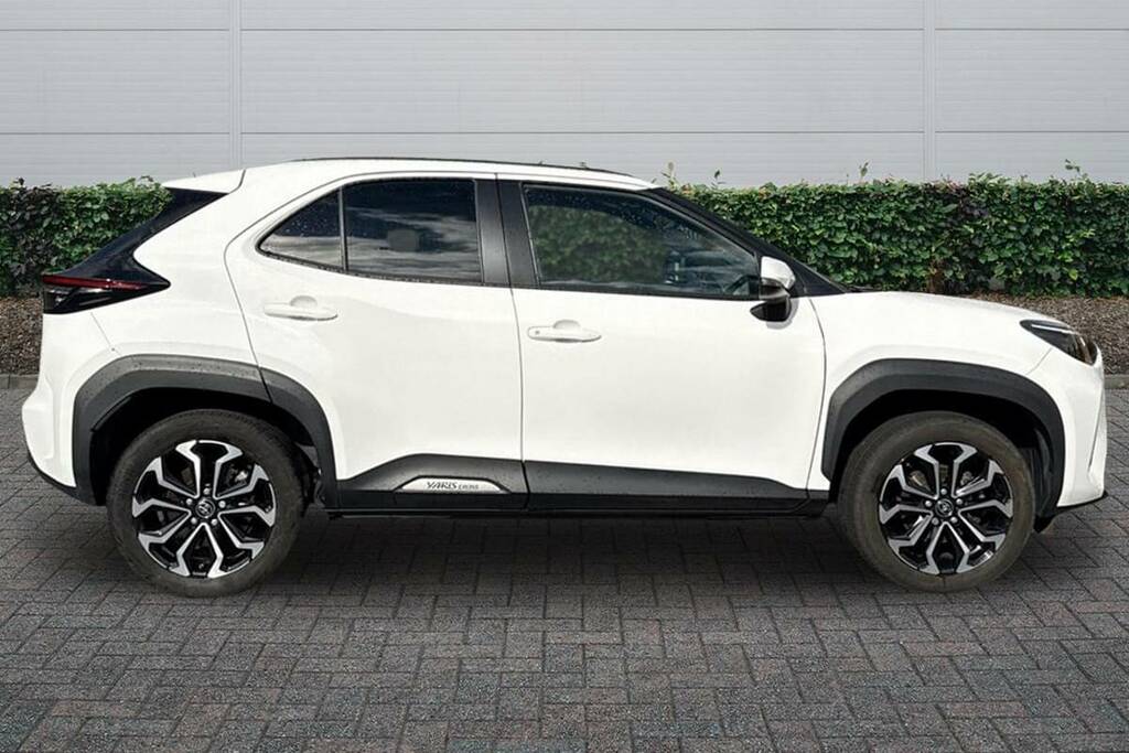 Toyota Yaris Cross 1.5 Hybrid Design Cvt BL74VKK White #5