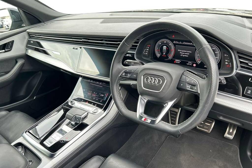Audi Q8 50 Tdi Quattro Launch Edition Tiptronic Black #4